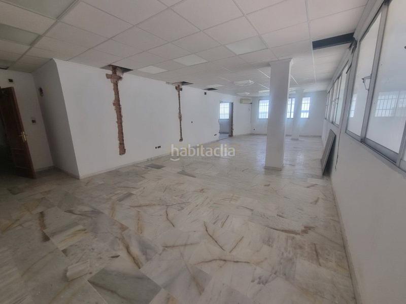 Foto 25ddce90-8874-427e-92c7-b000650f0820. Alquiler local comercial local com. en alquiler en centro, 15 despachos. en Torremolinos
