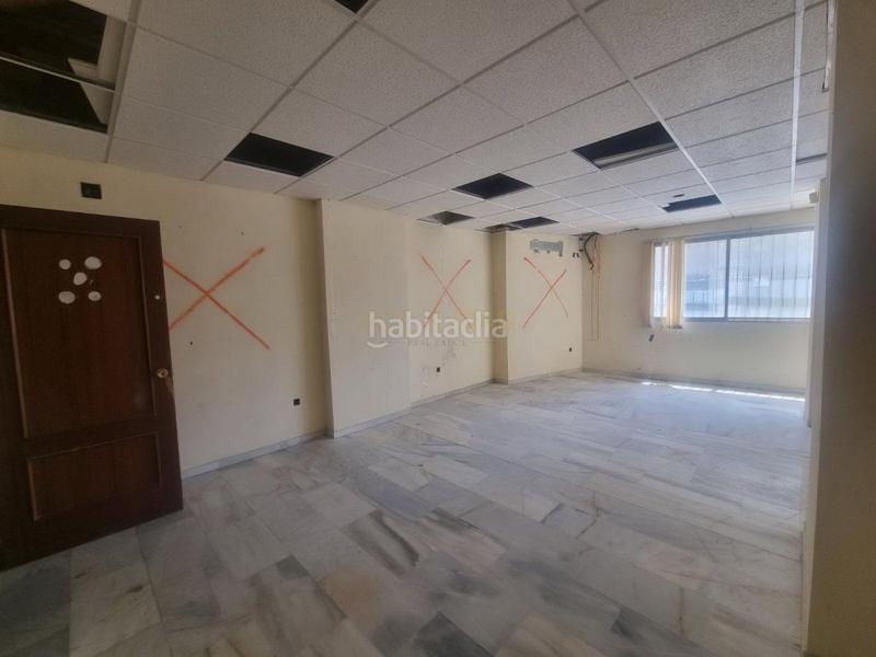 Foto 574aa25a-495a-4afc-b9a1-071e51d844ae. Alquiler local comercial local com. en alquiler en centro, 15 despachos. en Torremolinos
