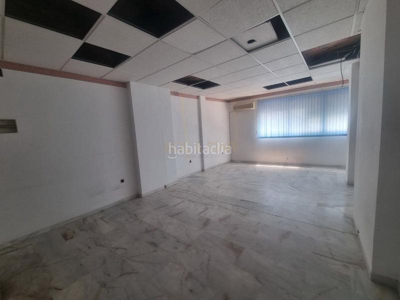 Foto 743bb0e3-20b8-467d-a64a-5aef7c612cb8. Alquiler local comercial local com. en alquiler en centro, 15 despachos. en Torremolinos