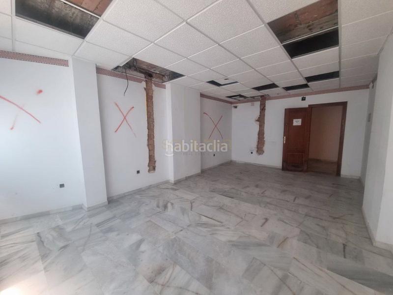 Foto 7deecf08-0292-4eb8-ac2f-8fd79171e38a. Alquiler local comercial local com. en alquiler en centro, 15 despachos. en Torremolinos