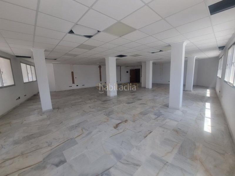 Foto 2f642454-aa04-42b5-82e7-bffba021e79d. Rent business premise in Loma de los Riscos Torremolinos