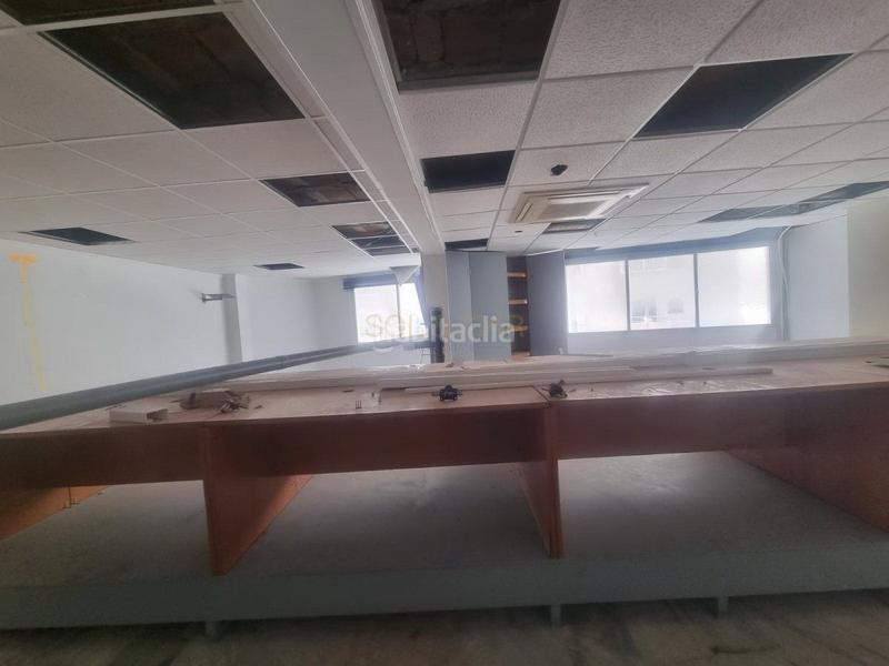 Foto ca1bfa7b-bce6-4c31-a675-79686a259772. Rent business premise in Loma de los Riscos Torremolinos