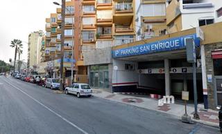 Parking voiture à Manantiales-Estación de Autobuses. Garaje en venta en centro.