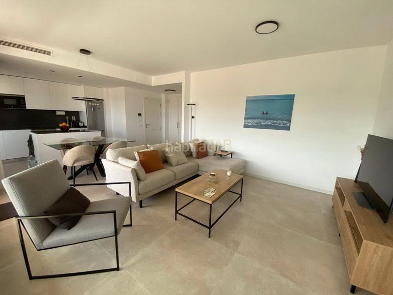 Foto 1c9d5f15-59d9-43a9-9c7a-ac8e9abb6258. Location appartement avec chauffage parking dans Los Álamos Torremolinos