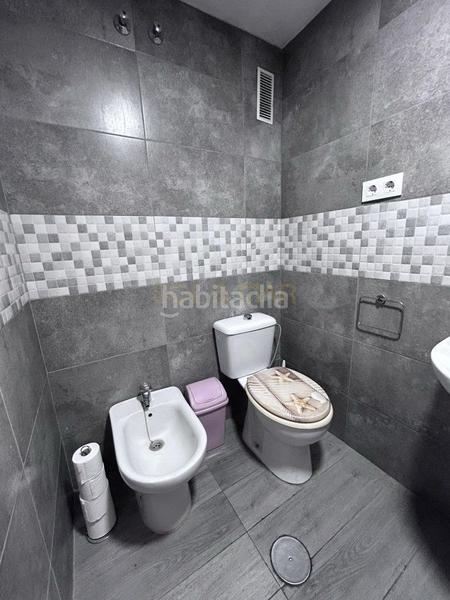 Foto 6bb2a430-7838-443c-9bcd-abd3dffc3a60. Piso  en venta , 3 dormitorios. en Ayuntamiento Torremolinos