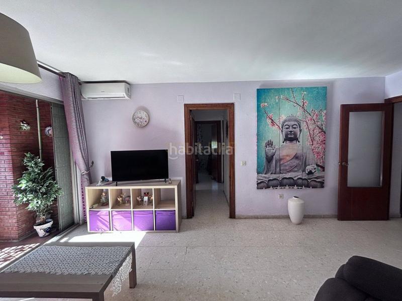 Foto f42f0e5a-06a2-44a8-a73f-c4612ce0289f. Piso  en venta , 3 dormitorios. en Ayuntamiento Torremolinos