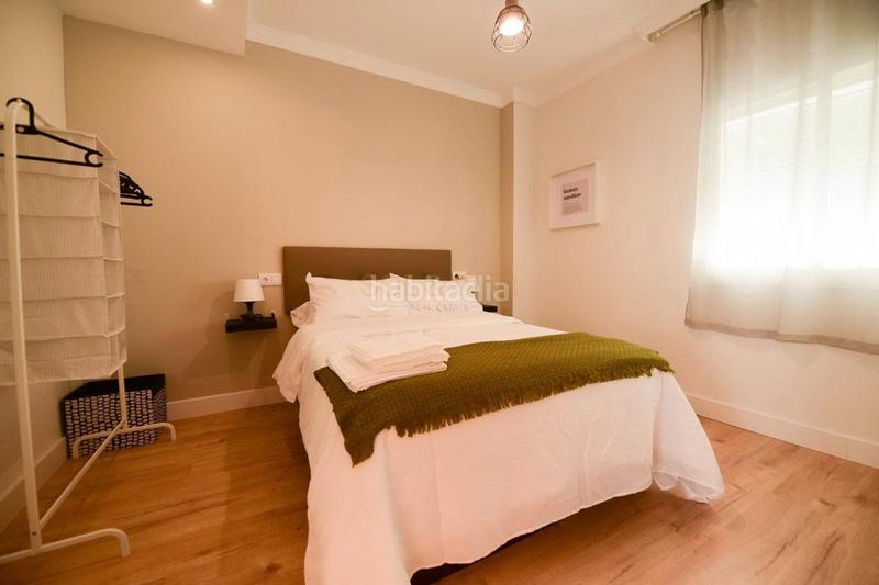 Foto 9b338f63-eb6e-40de-928f-a1a2a3d79f2f. Lloguer apartament amb aparcament a Zona Centro Comercial Torrequebrada Benalmádena