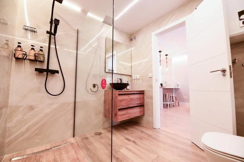 Foto 96b86bd6-00fa-4ba9-8c3f-70cbd04be2f1. Location appartement avec parking dans Zona Centro Comercial Torrequebrada Benalmádena