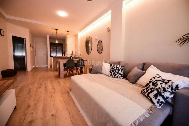 Foto cfa15219-a574-4763-b65e-6355762f6042. Miete appartement mit parking in Zona Centro Comercial Torrequebrada Benalmádena