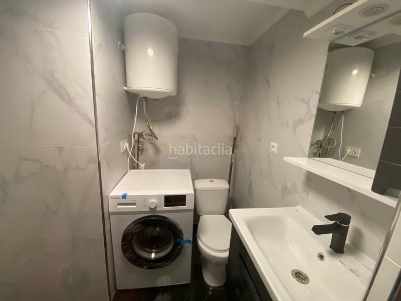 Foto 6fea931c-c5bd-42bb-b0c1-b9ea75a56d5a. Alquiler estudio  en alquiler en centro. en Torremolinos
