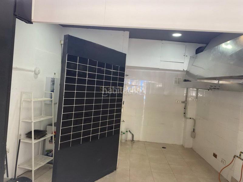 Foto 49fc810d-cc14-40ee-9103-33c908b34c3f. Alquiler local comercial local com. en alquiler en centro. en Torremolinos