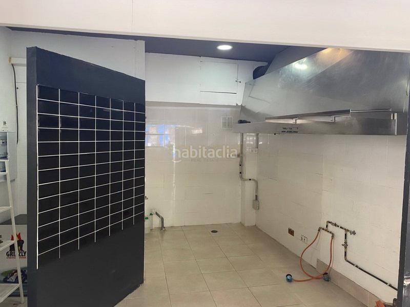 Foto 7349341b-da8a-4120-b3ae-1ac53286a83b. Alquiler local comercial local com. en alquiler en centro. en Torremolinos