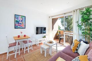 Alquiler Apartamento en La Carihuela - Los Nidos. Apartamento en alquiler en la carihuela, 1 dormitorio.