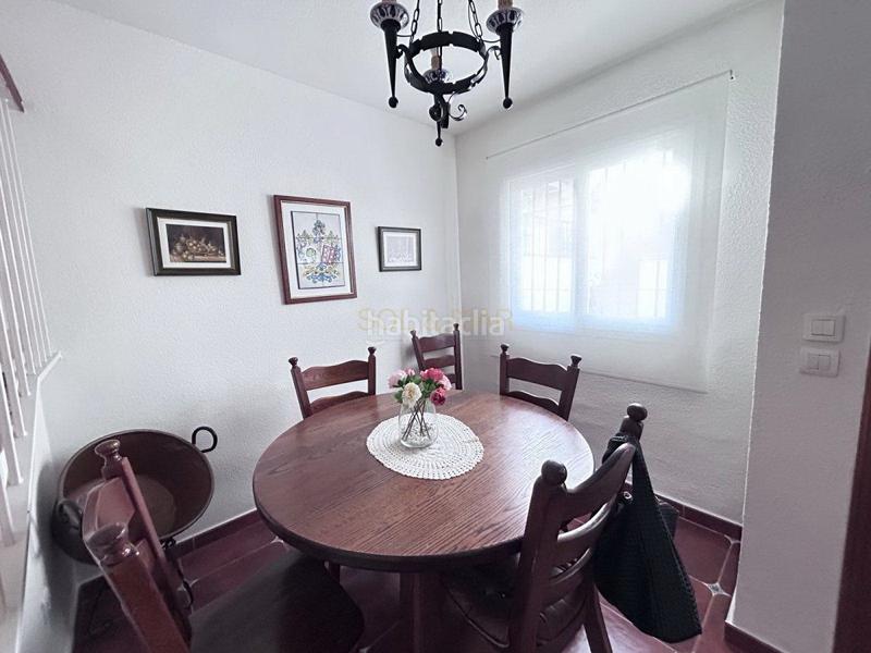 Foto a1bd5a16-5f30-4472-995a-9db2ebddd4a4. Casa adossada amb calefacció aparcament a Montemar Torremolinos