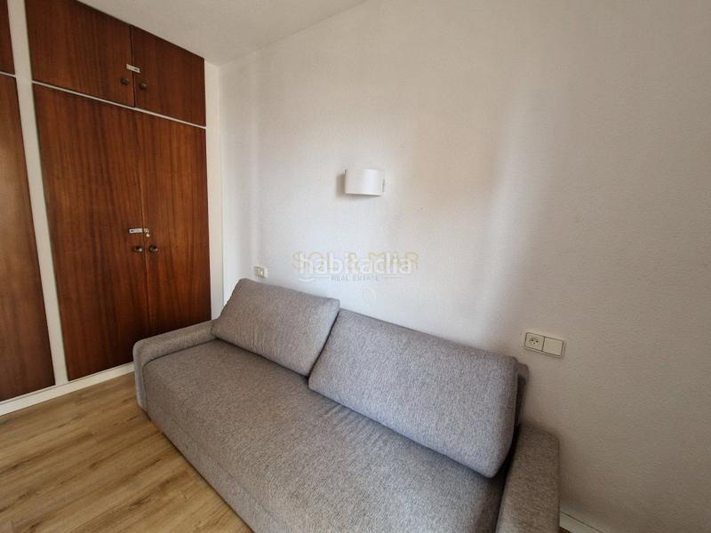 Foto 3696b671-e5ce-4839-8e84-322090d2c4e2. Rent flat with parking in Playamar - Benyamina Torremolinos