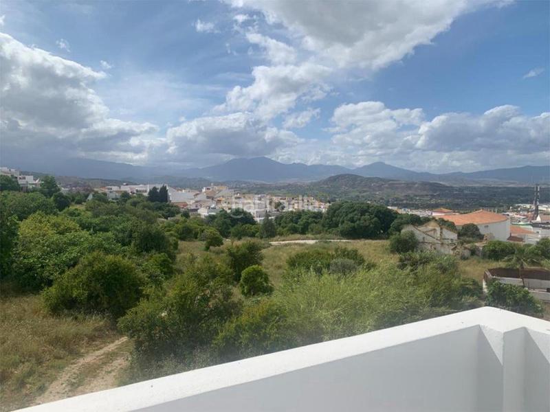 Foto 627112f8-1ae9-4bb7-b9c9-68a05b0c11f1. Casa a schiera con riscaldamento in Centro Alhaurín el Grande