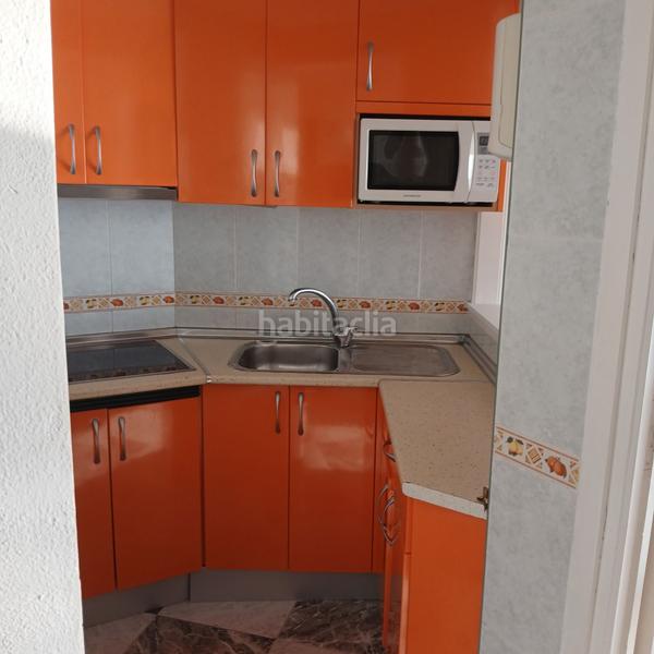 Foto 29433e60-1aea-4a98-a7ae-0c88e5457e76. Rent studio with pool in La Colina Torremolinos