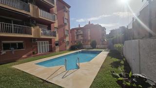 Pis a El Bajondillo. Piso en venta en torremolinos, 3 dormitorios.