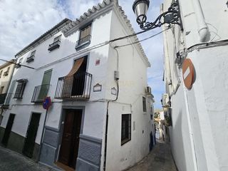 Casa  Flores. Casa en venta en baena, 2 dormitorios.