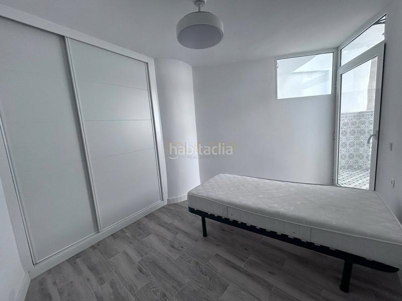 Foto 87038e6e-2af8-41a1-b352-54bbc79f4063. Pis amb calefacció piscina a Manantiales-Estación de Autobuses Torremolinos