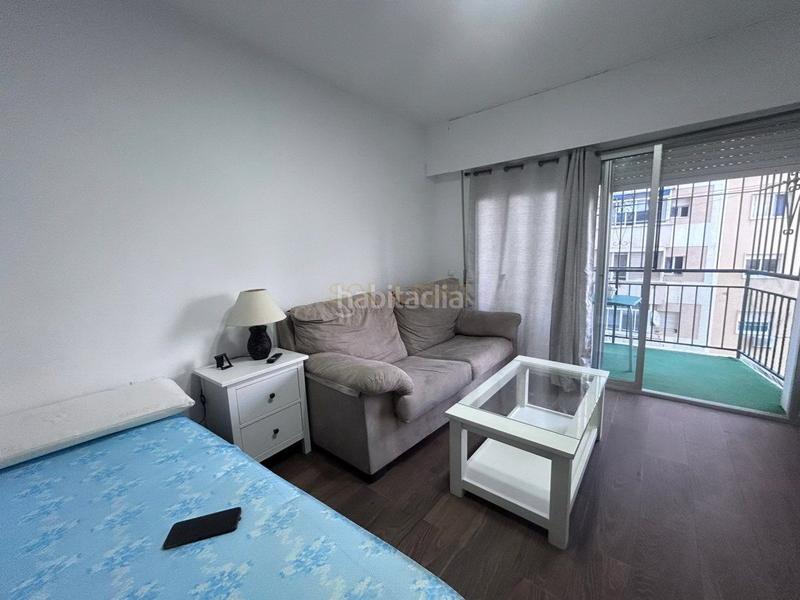 Foto 29342edd-d599-4407-8d46-8c706bdc25fc. Lloguer estudi a Manantiales-Estación de Autobuses Torremolinos