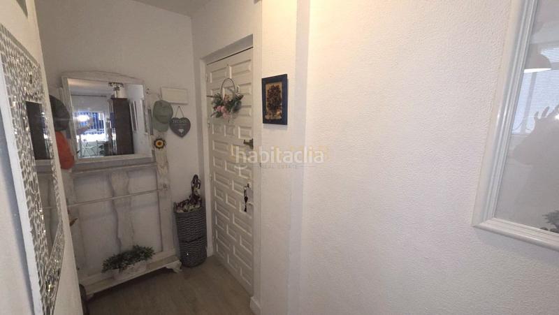 Foto b5444e49-9986-43c1-a126-a88f206b3812. Pis amb aparcament a Calvario Torremolinos