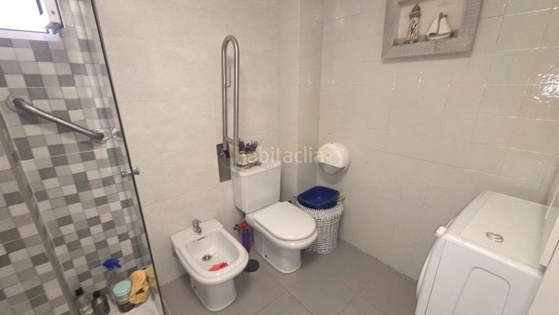 Foto fd35a50a-6e14-46d5-9b21-c62ecb2f807d. Pis amb aparcament a Calvario Torremolinos