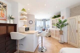 Estudi  Tamarindos. Estudio en venta en puerto marina.