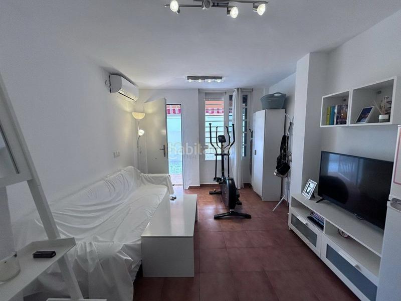 Foto f916eae5-5968-4704-be9e-4fd27d98f21f. Apartament amb calefacció a Montemar Torremolinos