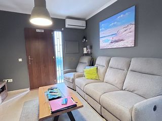 Flat  Rio aguasvivas. Piso en venta en torremolinos, 2 dormitorios.