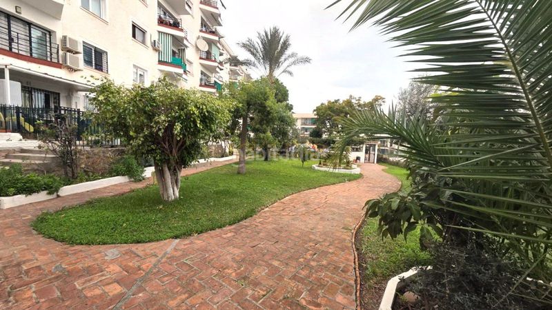 Foto 866bd1fc-89db-4dc4-8239-9801b9ddc2e1. Pis amb piscina a Playamar - Benyamina Torremolinos