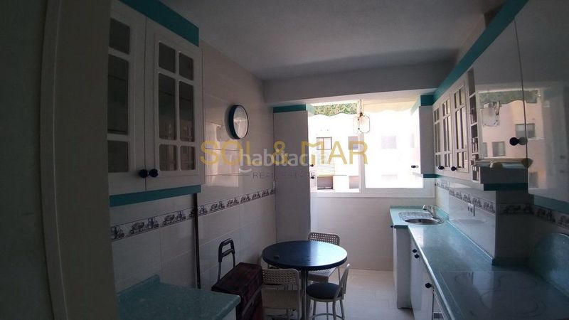 Foto e6cb36ac-9e57-4d1b-82fb-10f46e7a7e22. Pis amb aparcament piscina a Ayuntamiento Torremolinos
