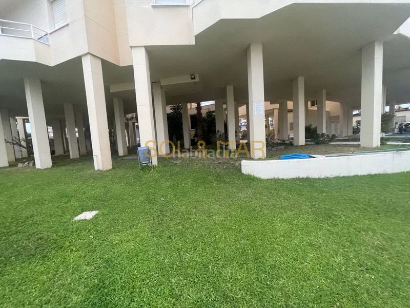 Foto 684b8d47-e97a-48f0-b815-c927bba0bb32. Pis amb aparcament piscina a La Carihuela - Los Nidos Torremolinos