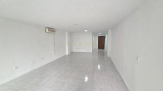 Appartement en Eduardo aguilera romero 1. Apartamento en venta en torremolinos.