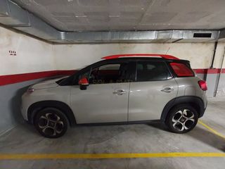 Miete Autoparkplatz in El Bajondillo. Garaje en alquiler en la nogalera.