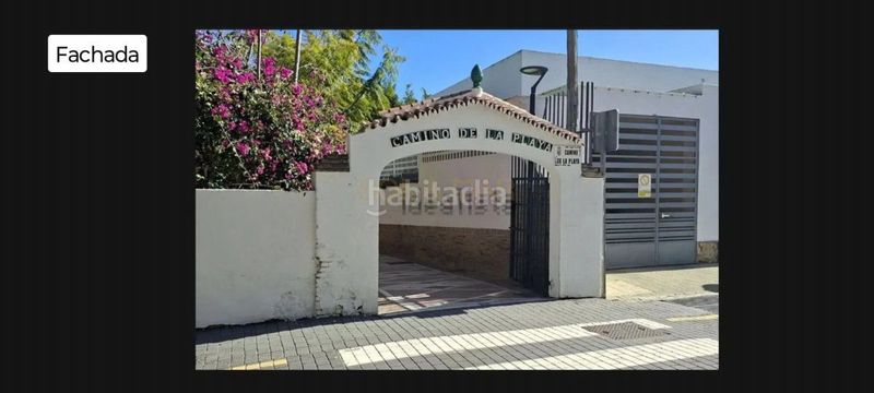 Foto 1a0bec03-f20d-4051-8300-9a886c46e432. Aparcament cotxe a El Bajondillo Torremolinos