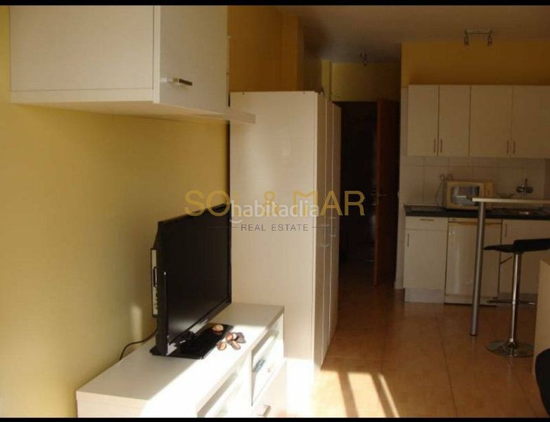 Foto 662d67b8-8af9-4680-9895-9527a39a9e8a. Estudi amb calefacció piscina a El Pinillo Torremolinos