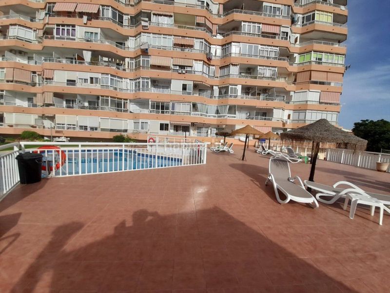 Foto 6fd8c018-d031-4d14-9116-bb46715661ec. Estudi amb calefacció piscina a El Pinillo Torremolinos