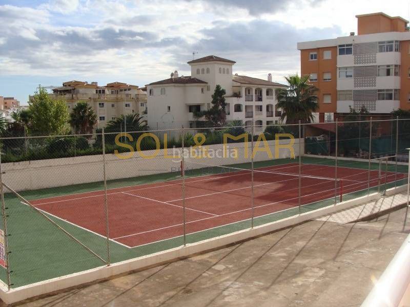 Foto a1fda053-e9e7-479a-9292-1ac589c4f1db. Estudi amb calefacció piscina a El Pinillo Torremolinos