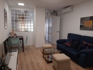 Rent Apartment in Manantiales-Estación de Autobuses. Apartamento en alquiler en centro, 1 dormitorio.