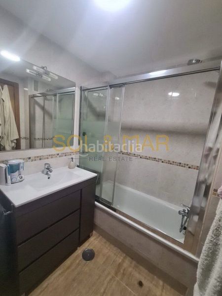 Foto e56f7a92-807e-4155-9035-4a37113cf359. Pis amb calefacció aparcament a Las Flores Mijas