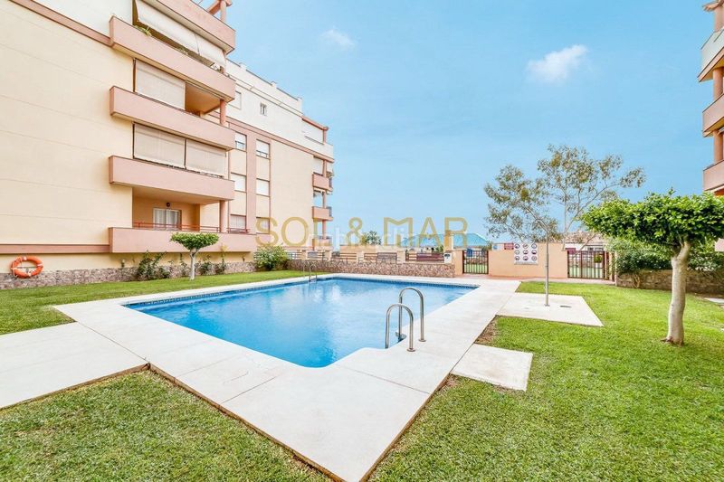 Foto cf781bf1-1eec-45c1-9bc9-bd6d4618fd7d. Pis amb aparcament piscina a Zona Centro Comercial Torrequebrada Benalmádena