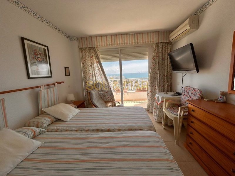 Foto 54442b3d-2097-47ac-8d9d-194af23b1b24. Apartment with heating pool in Puerto Marina Benalmádena