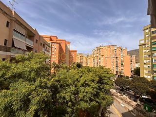 Studio  Manantiales los. Estudio en venta en torremolinos.