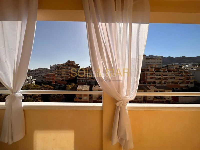 Foto 36c90ca1-a3bb-49dc-a1b8-339c0d809ae9. Pis amb calefacció aparcament piscina a Zona Centro Comercial Torrequebrada Benalmádena