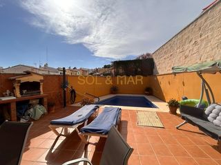 Chalet in Fuente Alegre - El Chaparral - Los Morales. Chalet en venta en puerto de la torre, 4 dormitorios.