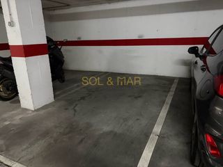 Affitto Posto auto  Calle fernando trapero blazquez. Garaje en alquiler en centro.