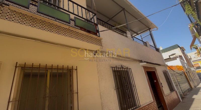Foto 9d994db0-88d6-4c9c-8e4d-afb62e985fd4. Casa amb calefacció a El Molinillo - Capuchinos Málaga