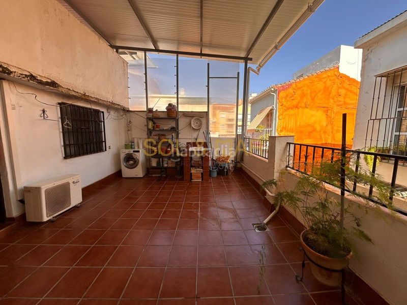 Foto bf28b999-c374-40e9-b278-452e6242d1a7. Casa amb calefacció a El Molinillo - Capuchinos Málaga