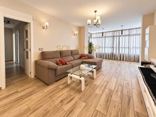 Pis  Sorolla. Piso en venta en torremolinos, 3 dormitorios.